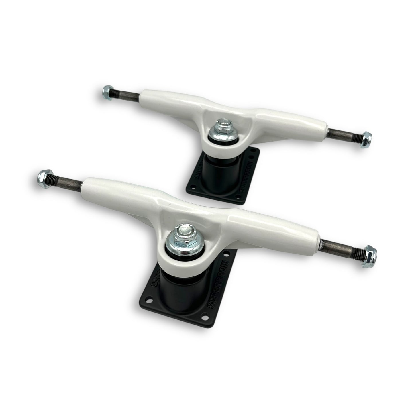 GULLWING | Pro III Trucks Set - White | 9.0"