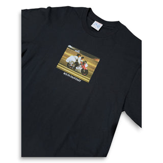 SCI-FI FANTASY | A Moment Of Romance - Tee | Black