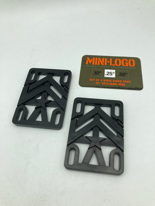 MINI LOGO | 1/4" Riser Pads